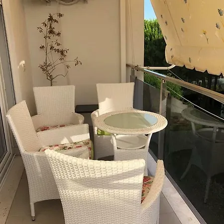 Apartament Adele Lalzi Bay